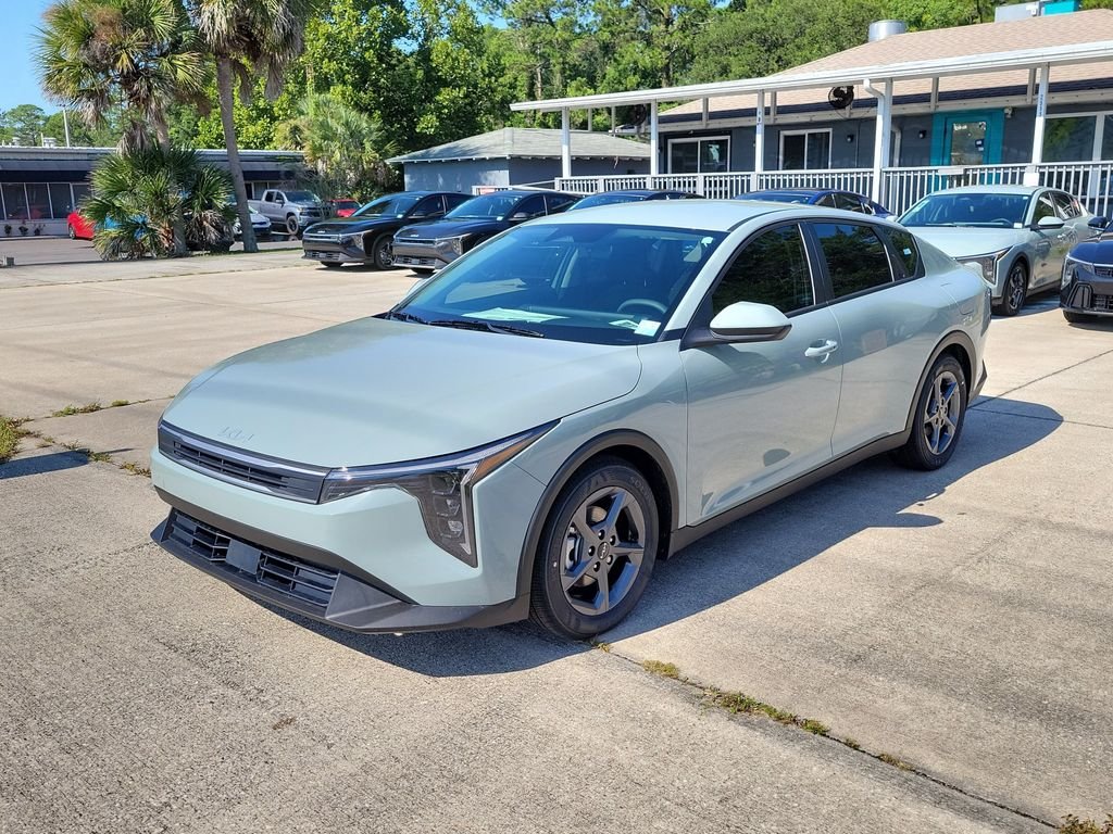 New 2026 Gray Kia LXS image 3