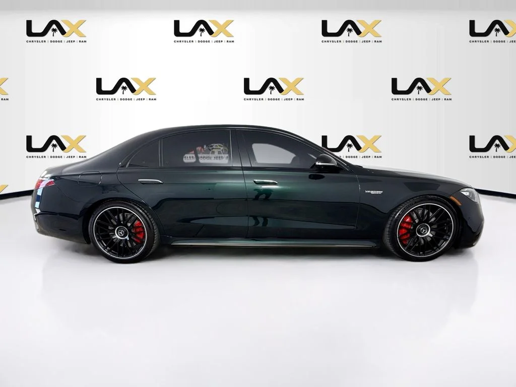 Used 2025  Mercedes-Benz S 63 E AMG® image 8