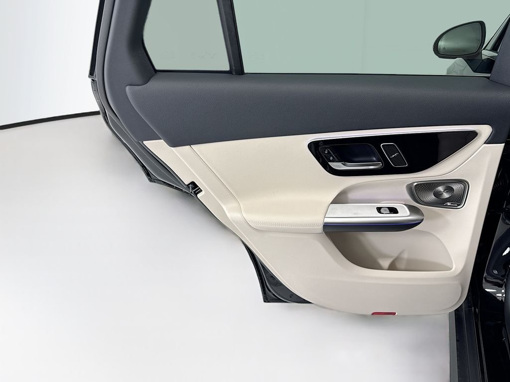 New 2026 Black Mercedes-Benz GLC 300 image 25