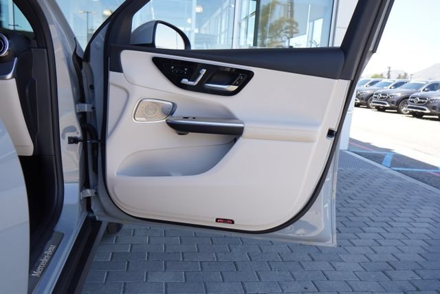 New 2026 MANUFAKTUR Alpine Grey Mercedes-Benz GLC 300 image 52