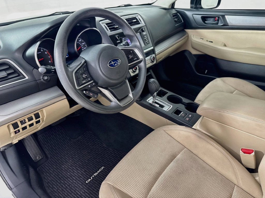 Used 2018 Crystal White Pearl Subaru 2.5i image 11
