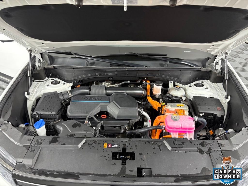 Used 2025 White Hyundai Limited image 29