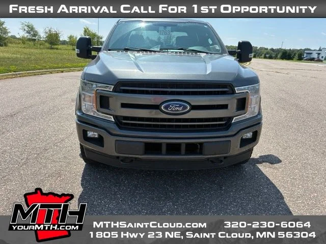 Used 2018 Gray Ford XLT image 3