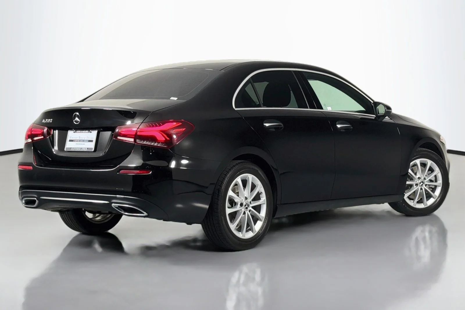 Used 2019 Night Black Mercedes-Benz A 220 image 12
