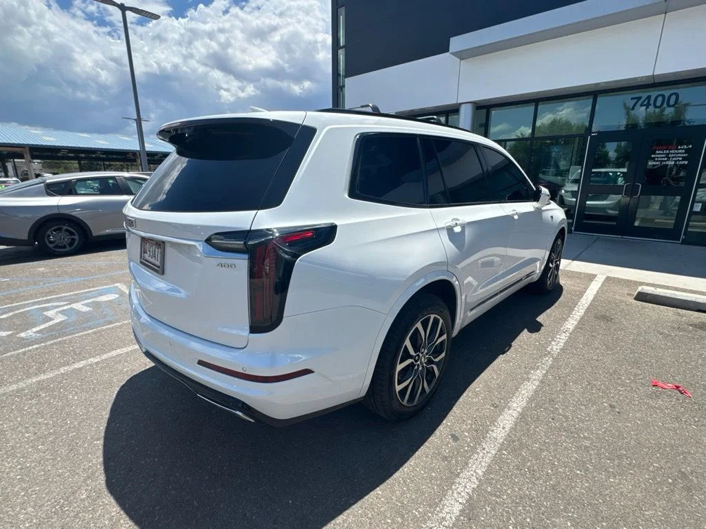 Used 2021 White Cadillac Sport image 4