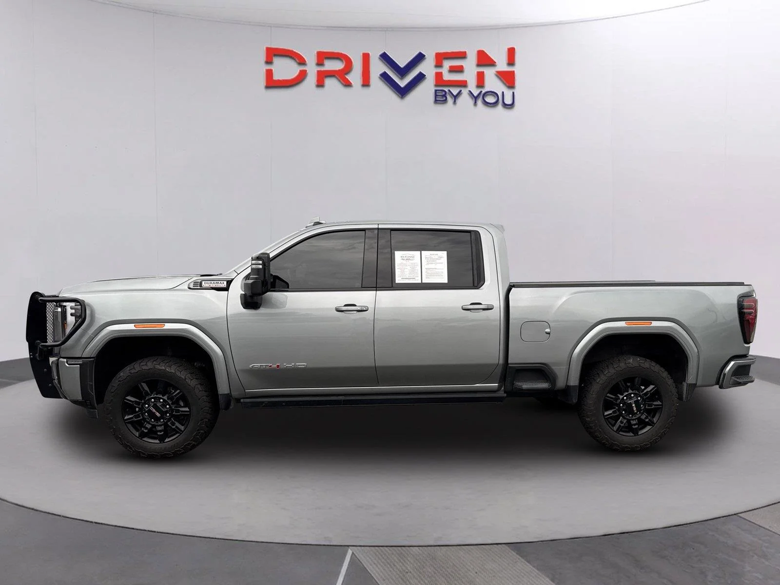 Used 2025 Sterling Metallic GMC AT4 image 7