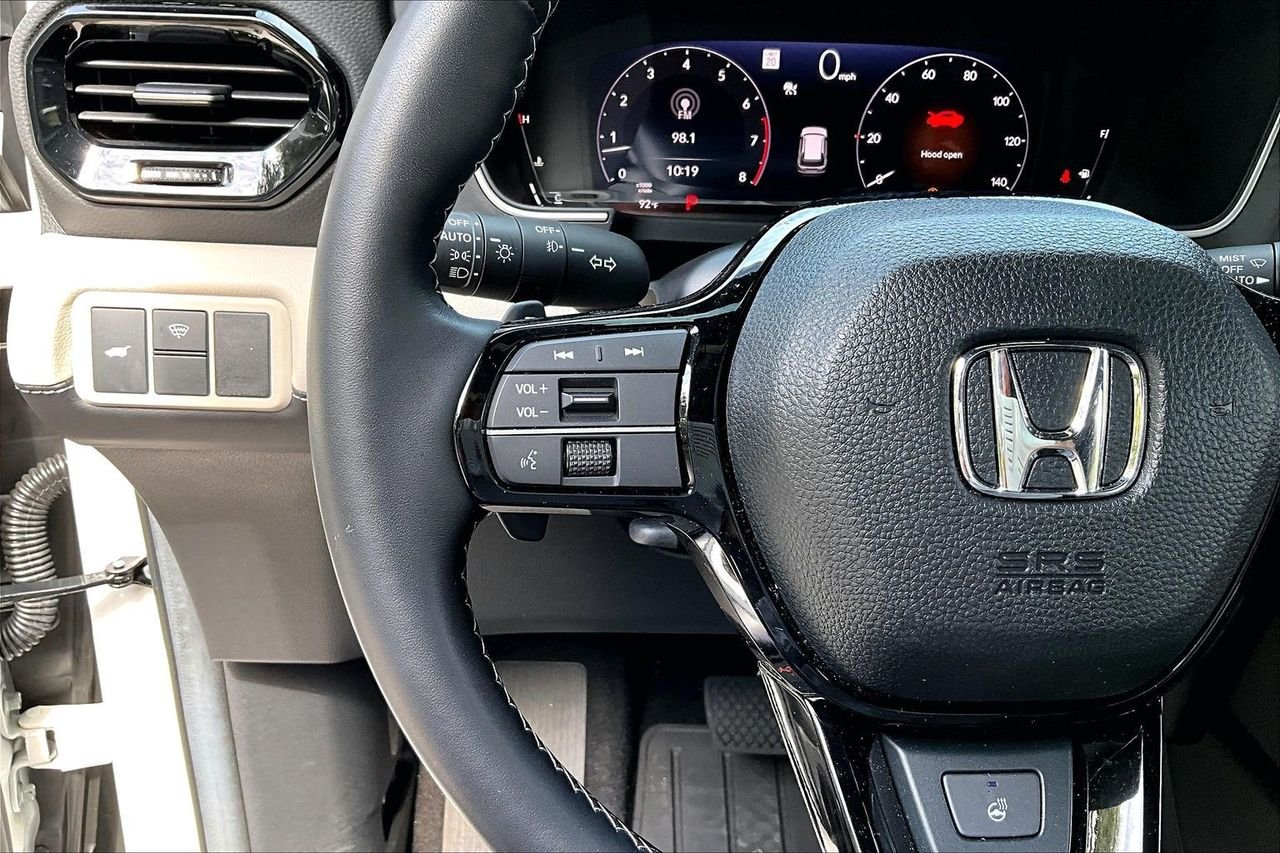 Used 2026 White Honda  image 10