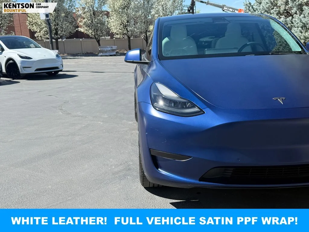 Used 2022 Blue Tesla Performance image 12