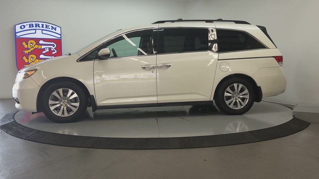 Used 2017 White Diamond Pearl Honda EX-L image 8