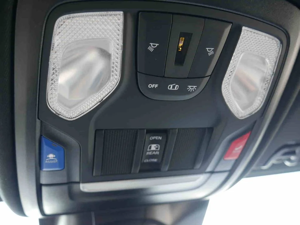 New 2026 Silver Ram Tradesman image 37