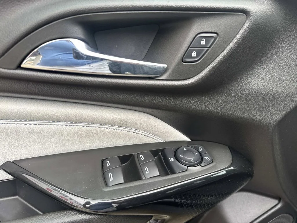 Used 2025 Gray Chevrolet LT image 27