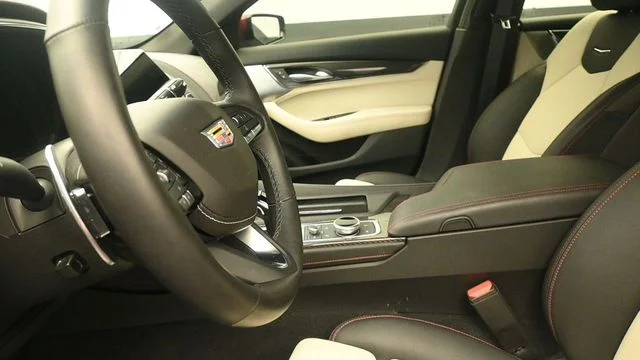 Used 2024 Red Cadillac V-Series image 20