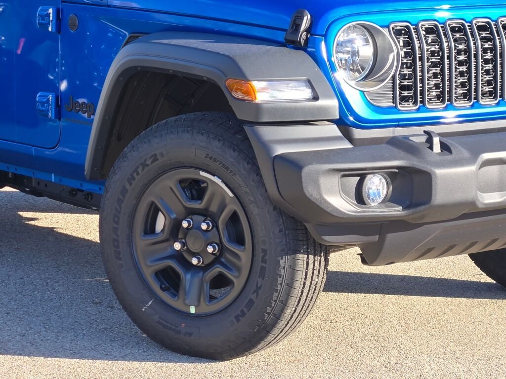 New 2026 Hydro Blue Pearl-Coat Exterior Paint Jeep Sport image 4