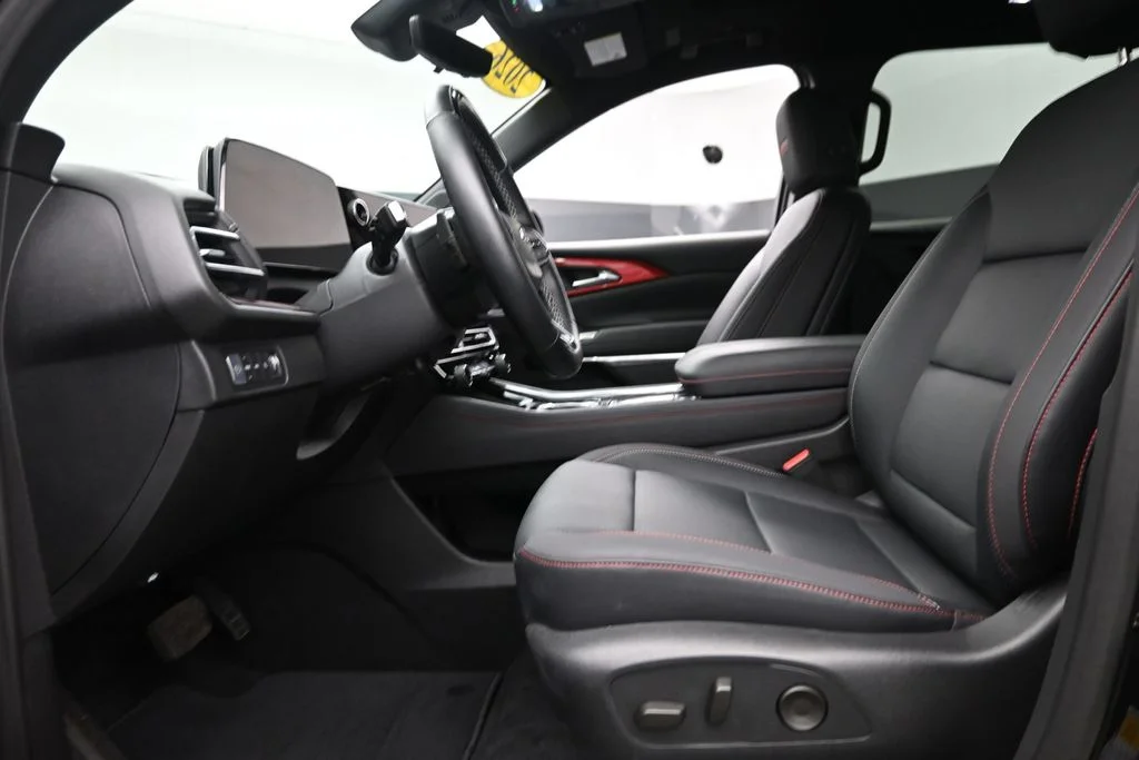 Used 2026 Black Chevrolet Z71 image 19
