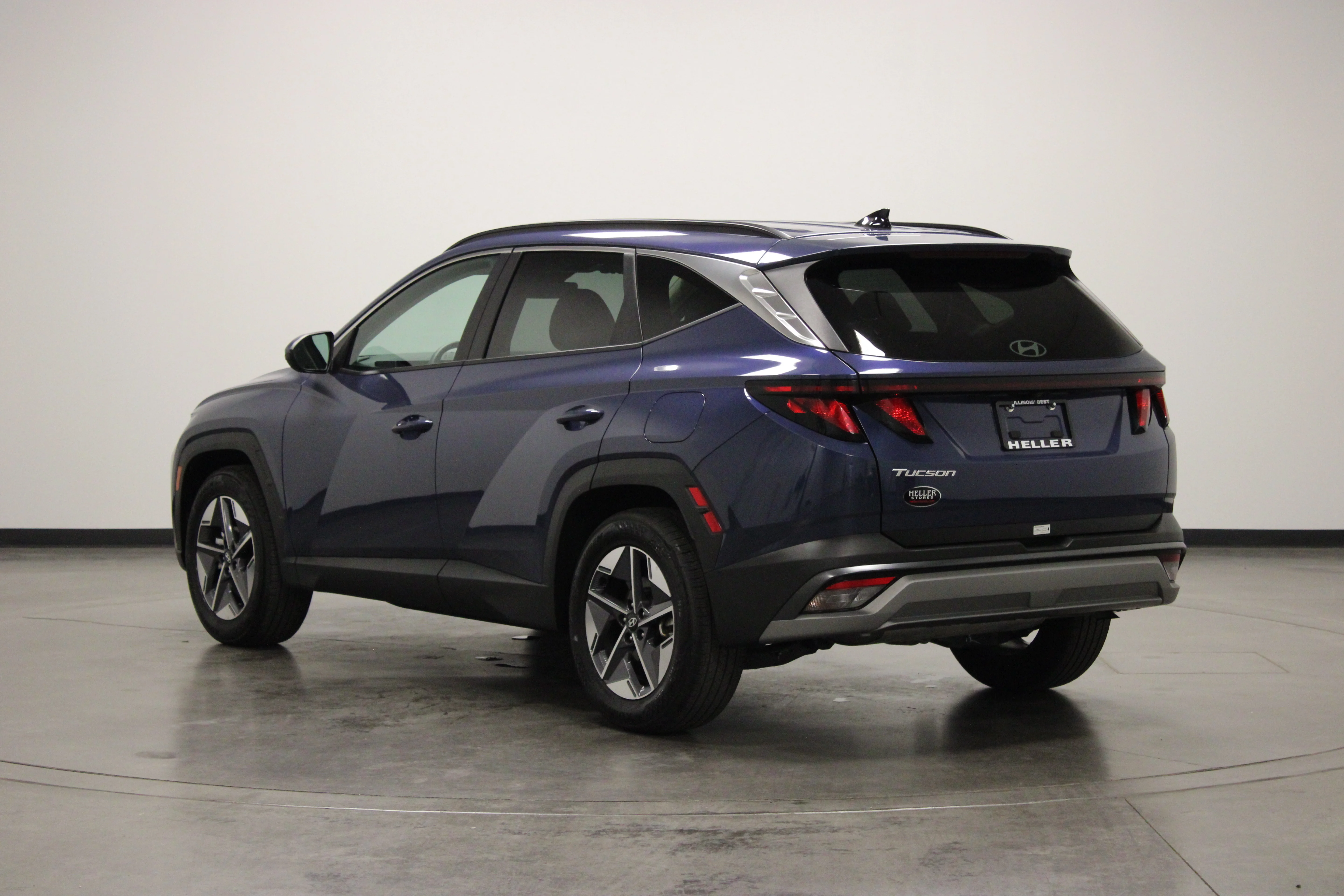 Used 2026 Atlantis Blue Hyundai SEL image 6