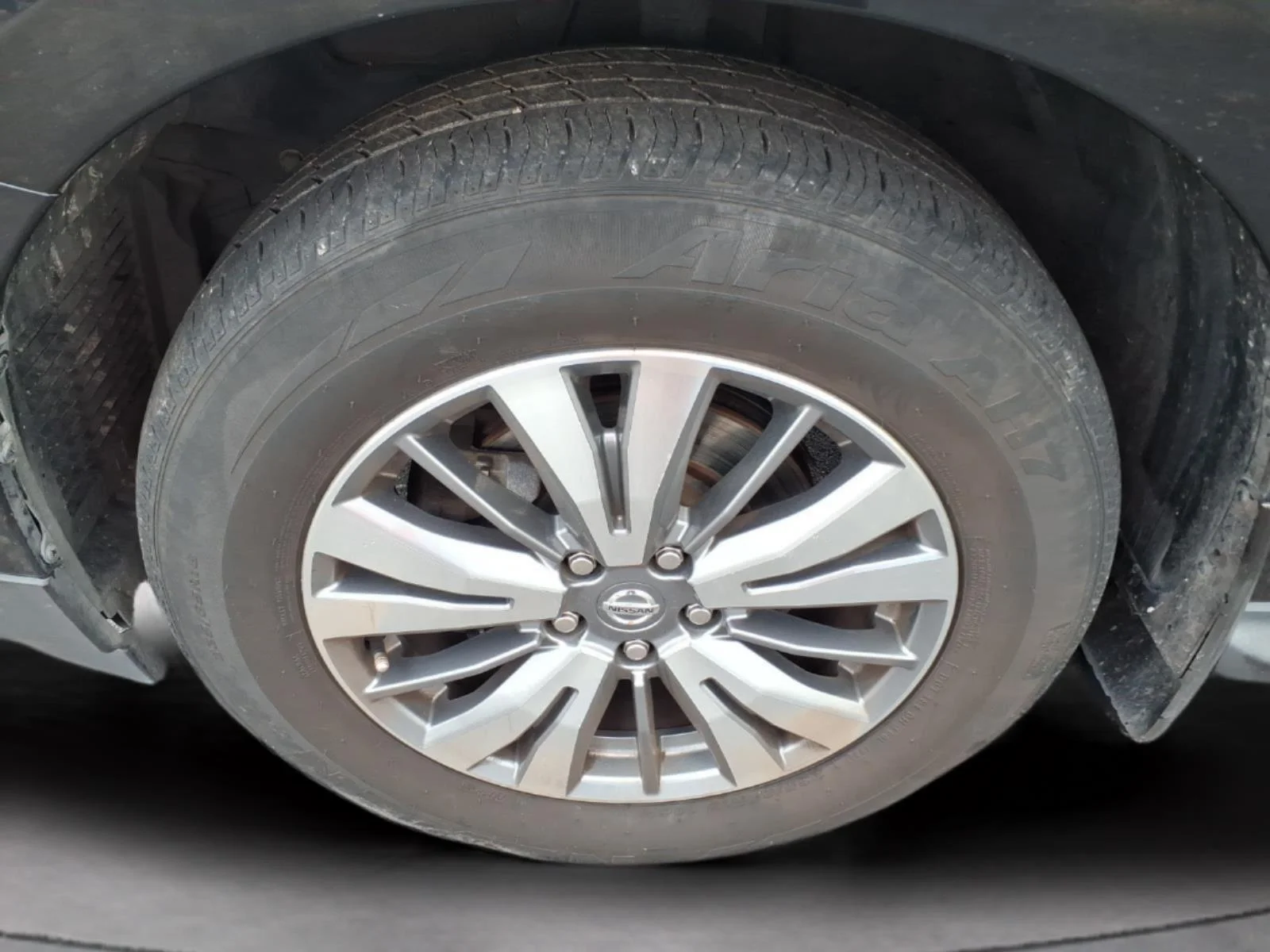 Used 2020 Magnetic Black Pearl Nissan SL image 30