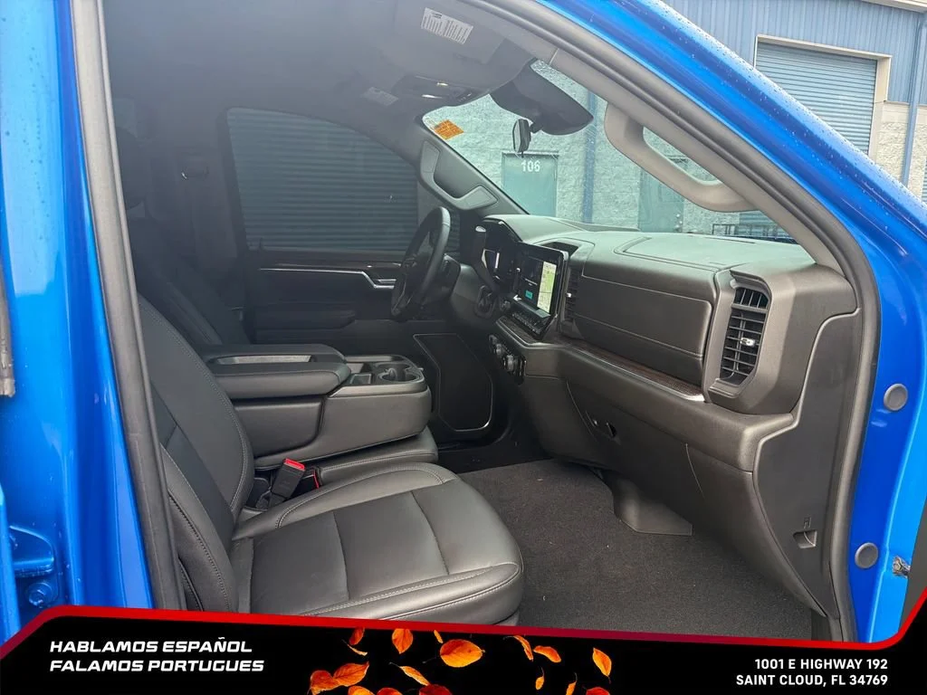 Used 2026 Riptide Blue Metallic Chevrolet LT image 25