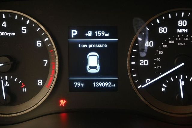 Used 2020 Blue Hyundai Value image 7