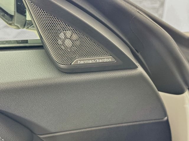 New 2026 Alpine White BMW Base image 19