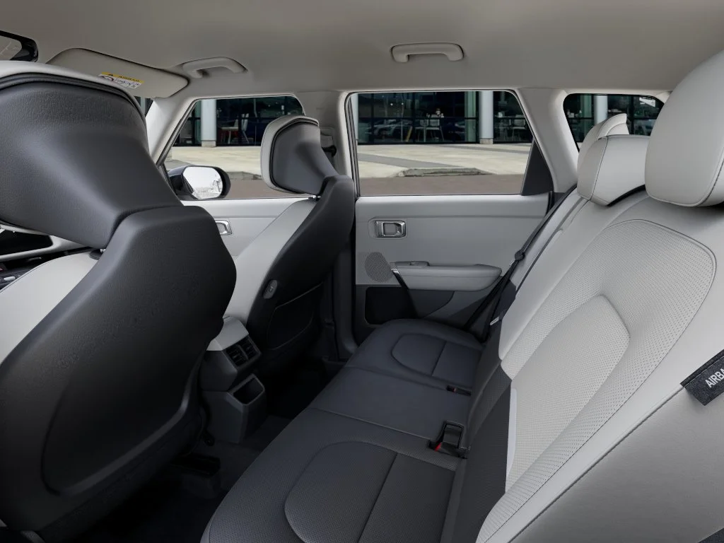 New 2027 Ivory Kia EX image 18