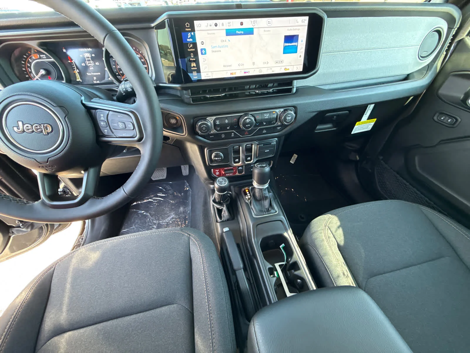 2026 Jeep Wrangler 2-Door Willys - Photo 12
