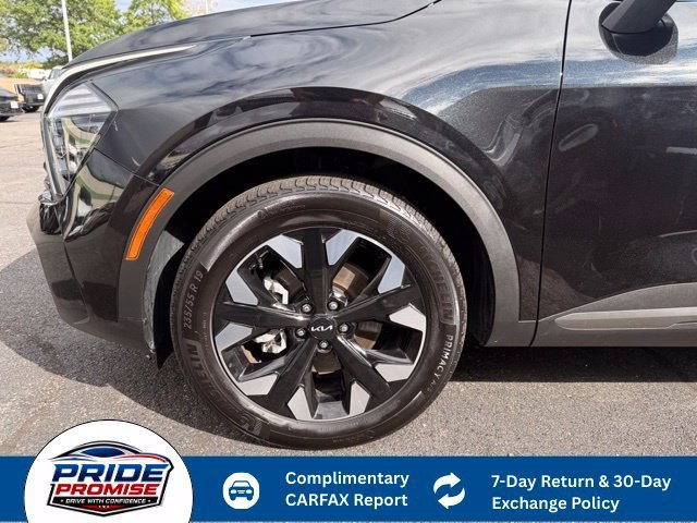 Used 2024 Black Kia X-Line image 13
