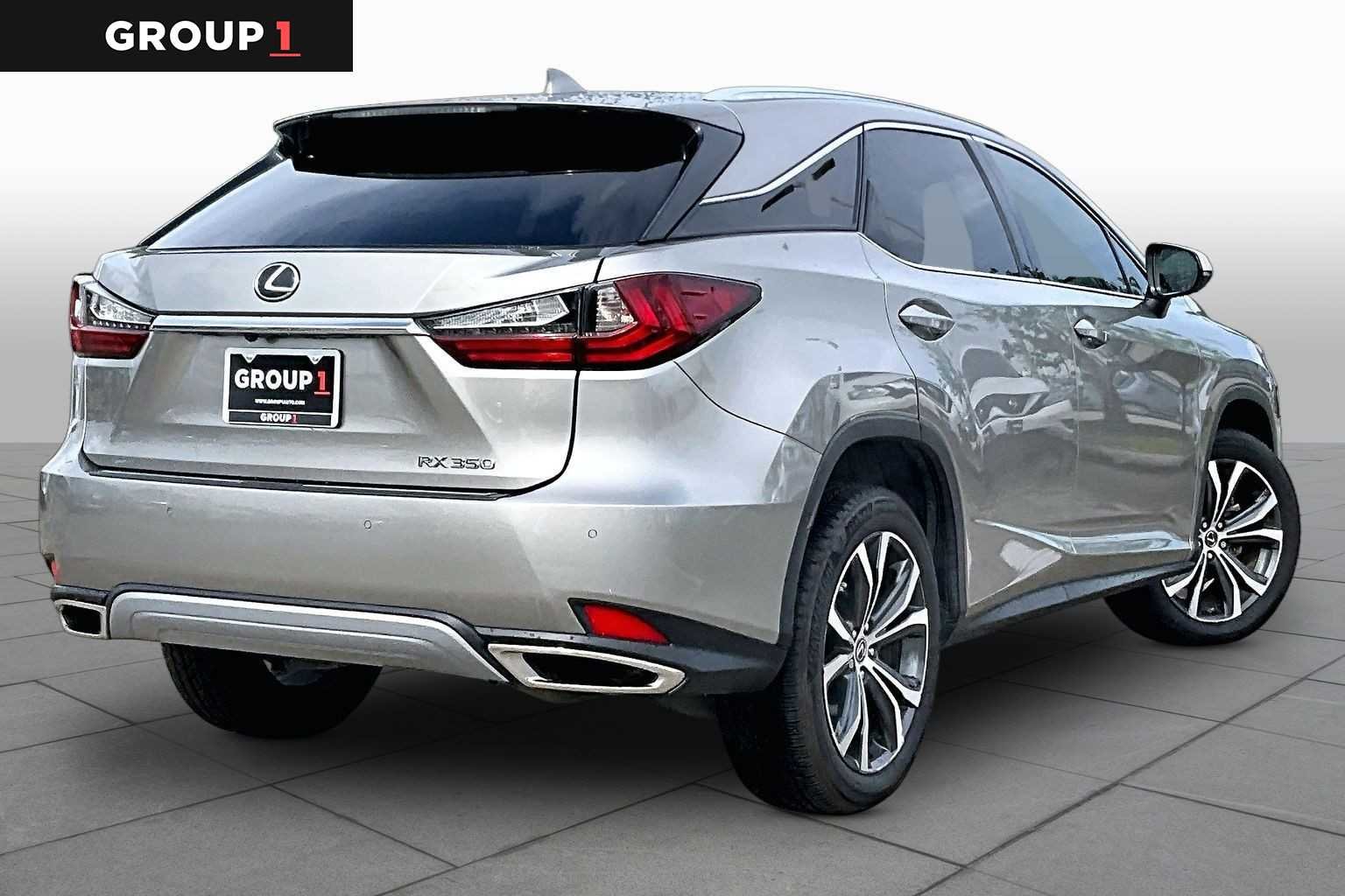 Used 2021 Atomic Silver Lexus  image 11