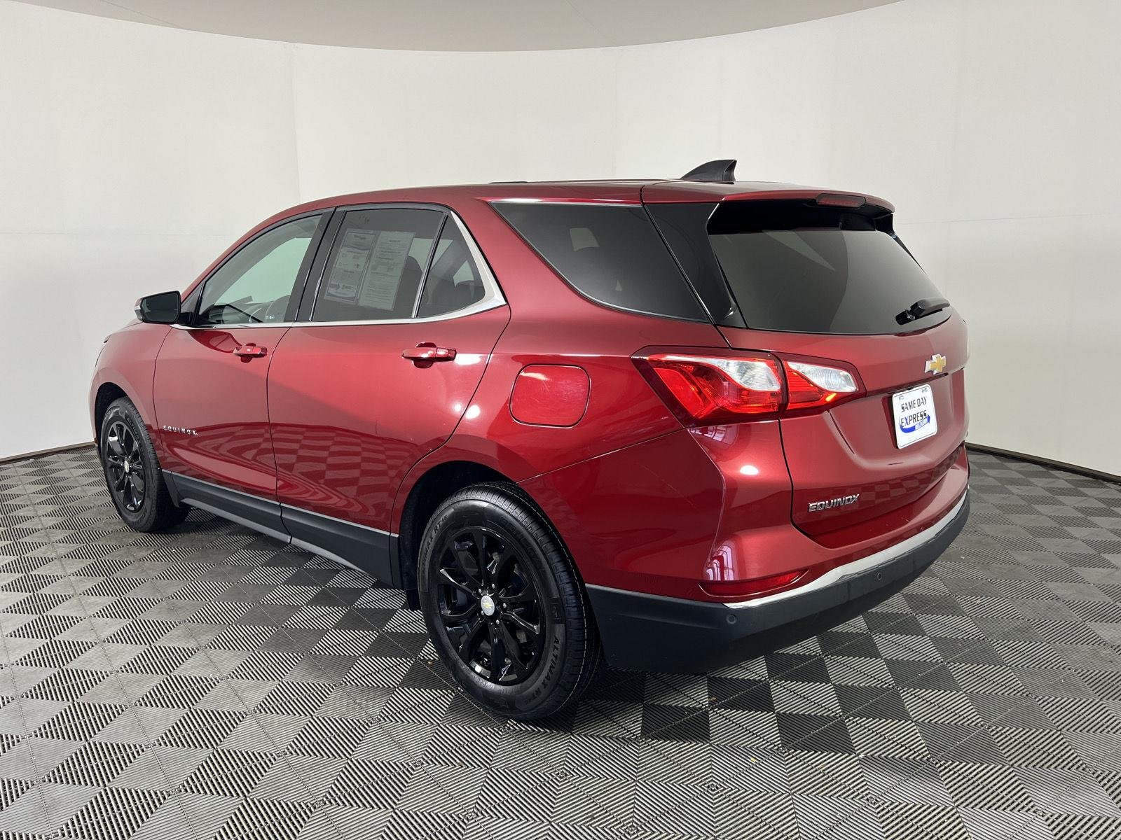 Used 2018 Cajun Red Tintcoat Chevrolet LT image 27