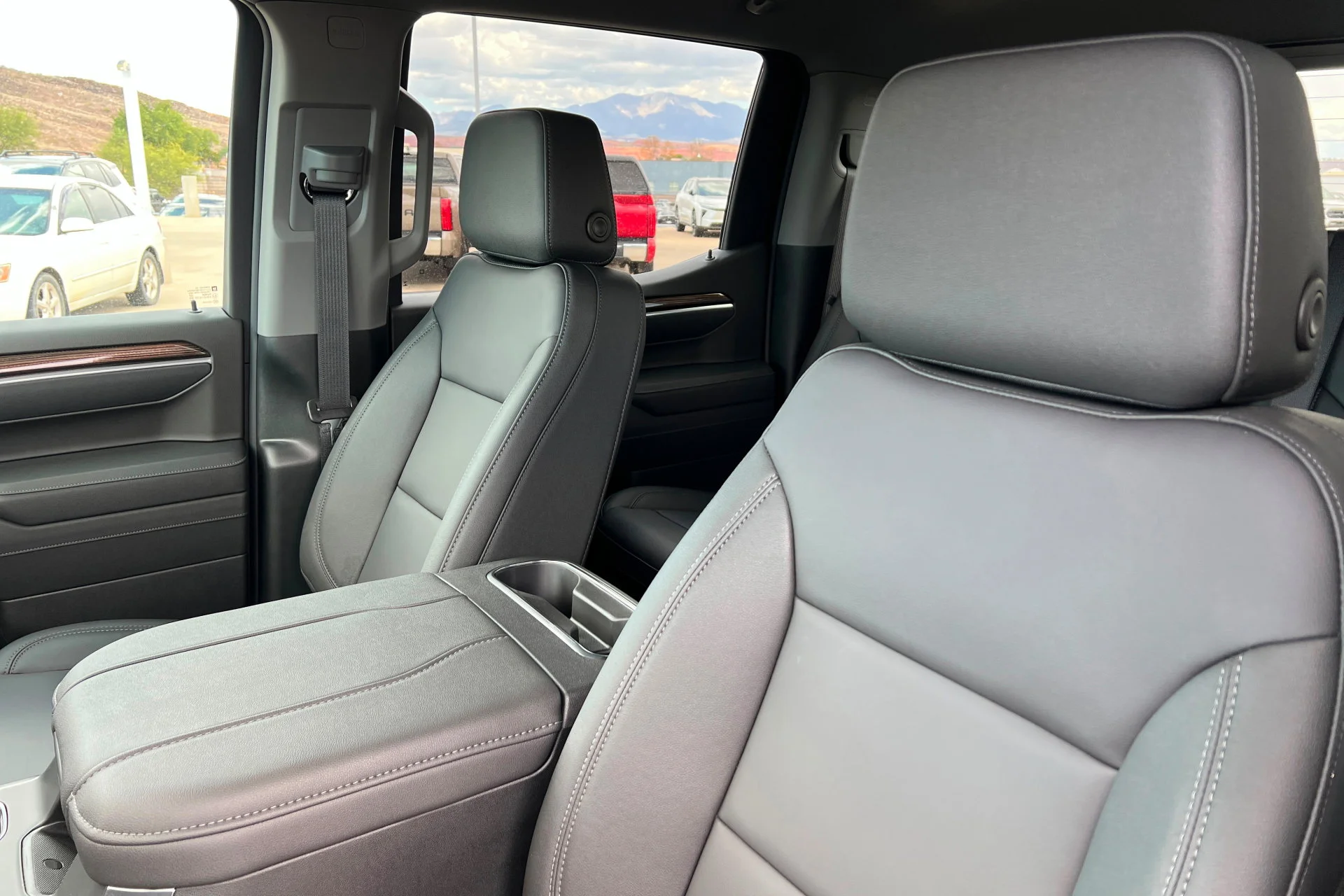 2026 Chevrolet Silverado 1500 RST - Photo 16