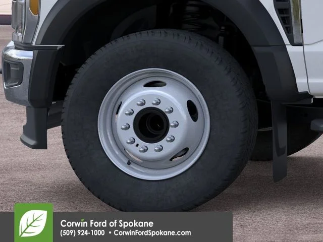 2025 Ford F-600 Super Duty Chassis Cab XL - Photo 19