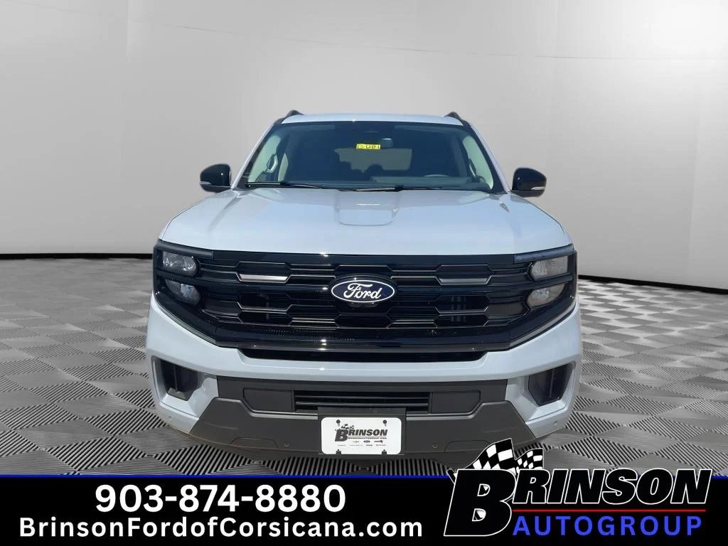 New 2027 Glacier Gray Metallic Tri-Coat Ford Active image 2