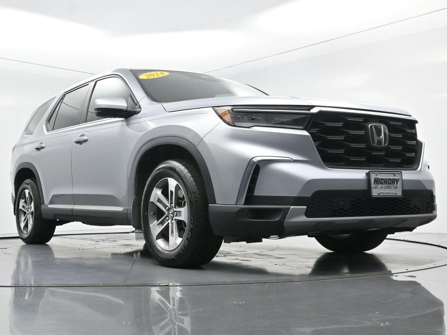 Used 2024 Lunar Silver Metallic Honda EX-L image 50