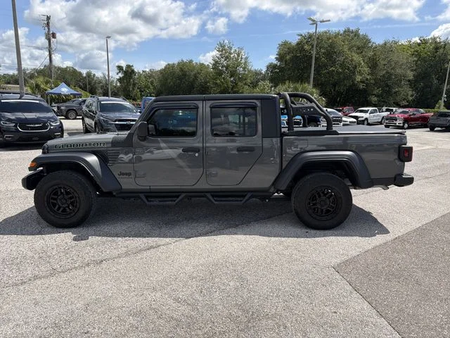Used 2023 Gray Jeep Sport image 7