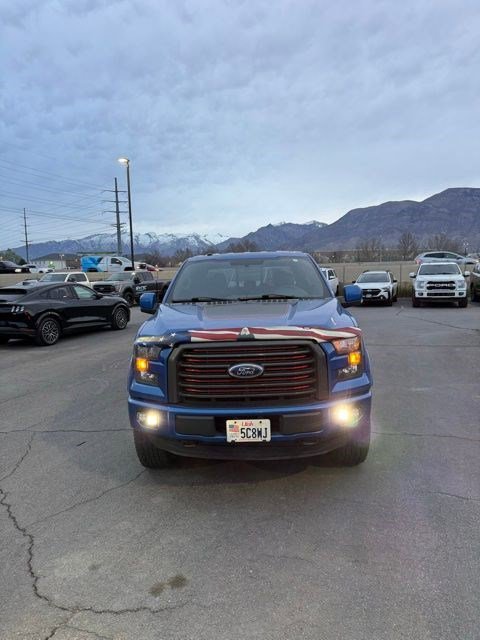Used 2016 Blue Flame Metallic Ford Lariat image 3