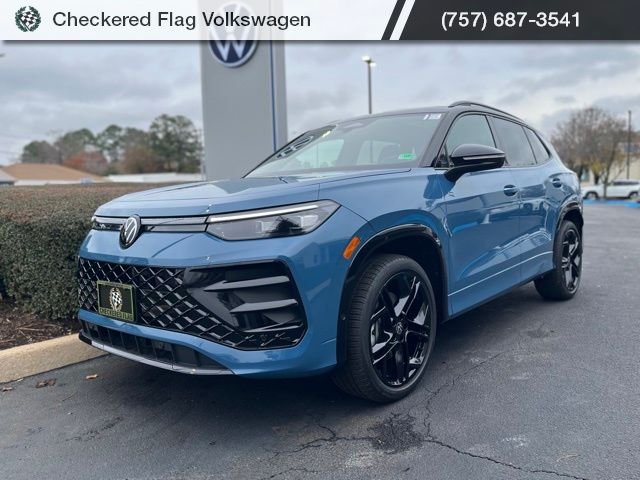 2026 Volkswagen Tiguan Comfortline R-Line Black