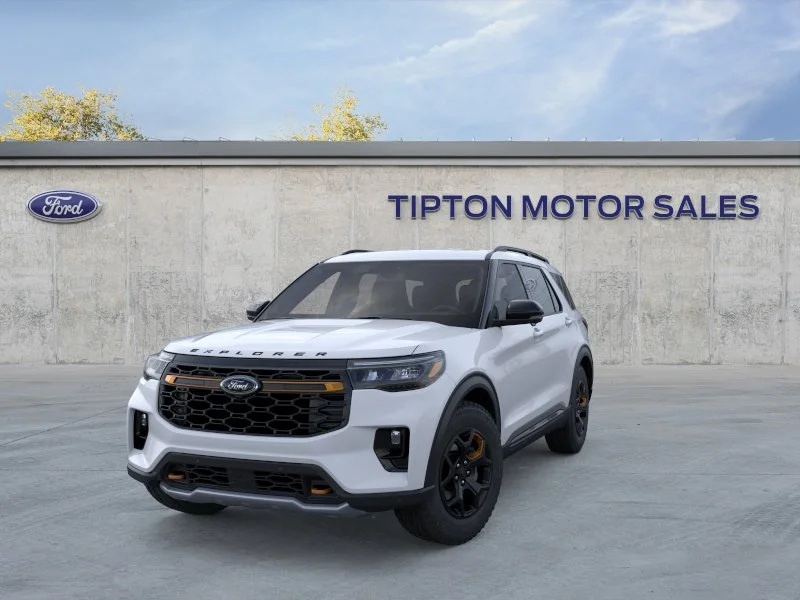 New 2026 Space White Metallic Ford Tremor® image 2