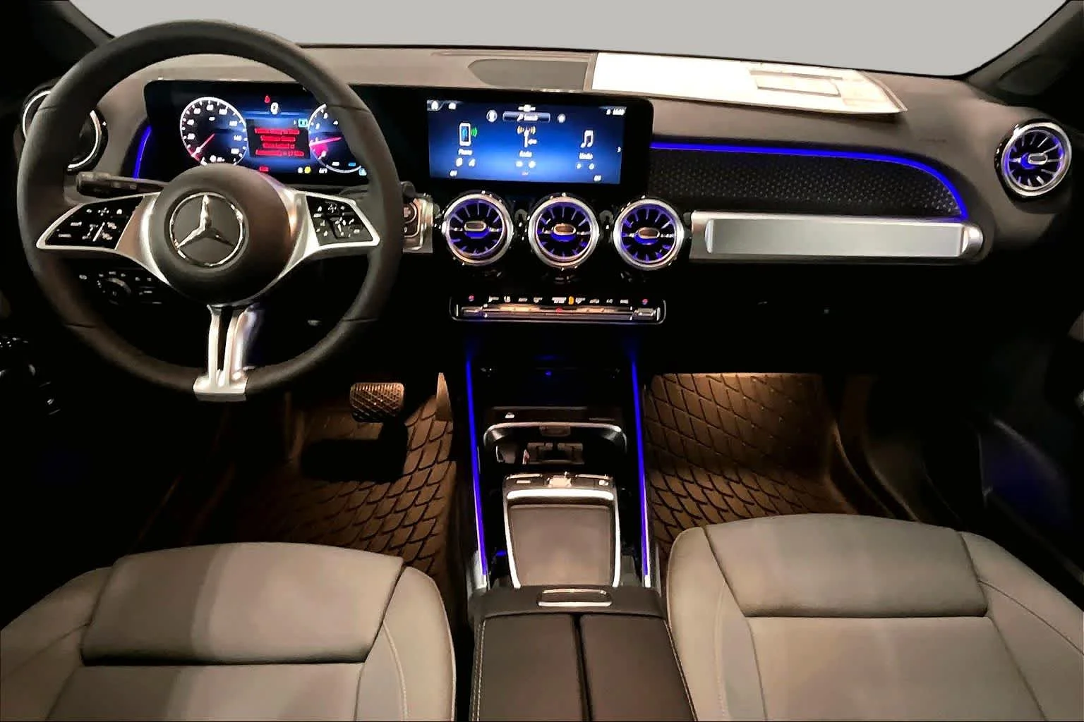 New 2026 Night Black Mercedes-Benz GLB 250 image 8