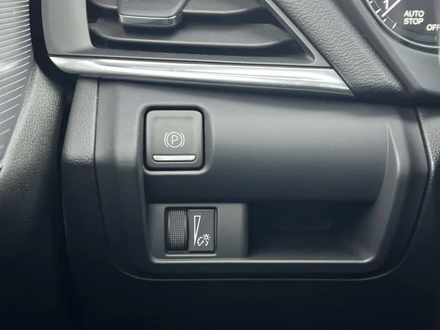 Used 2021 Black Cadillac Sport image 32