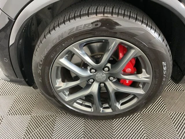 Used 2020  Dodge SRT image 33