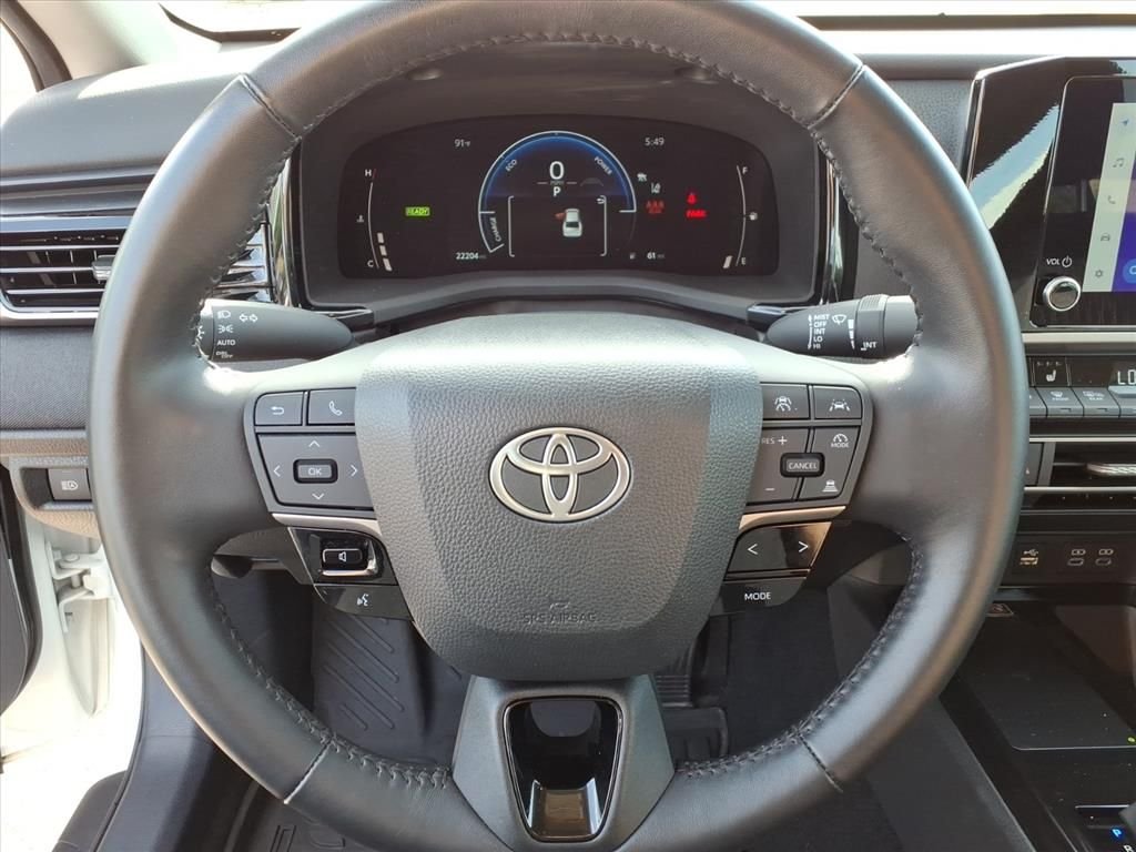 Certified Used 2025 White Toyota LE image 21