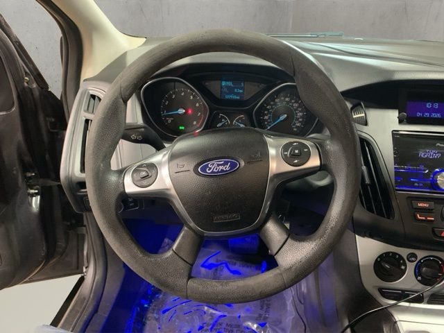 Used 2012 Gray Ford SE image 20