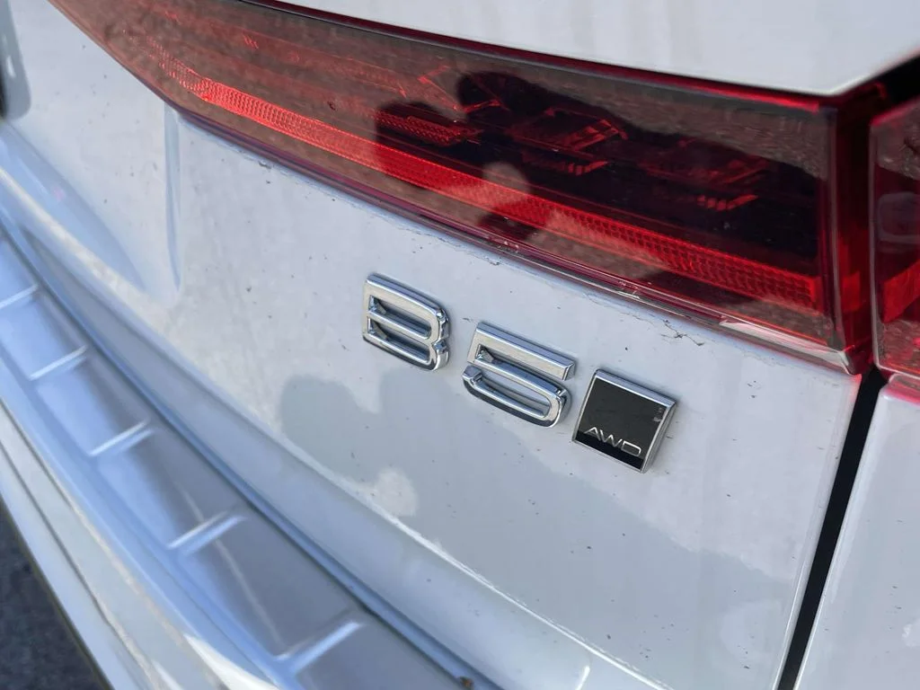 2026 Volvo XC60 Plus - Photo 7