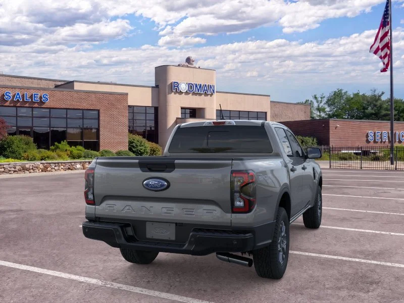 New 2026 Carbonized Gray Metallic Ford XLT image 40