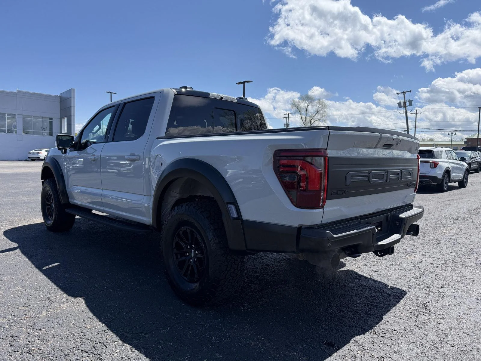 Used 2024 Avalanche Gray Ford Raptor image 3