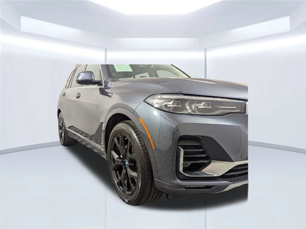 Used 2020 Gray BMW xDrive40i image 59