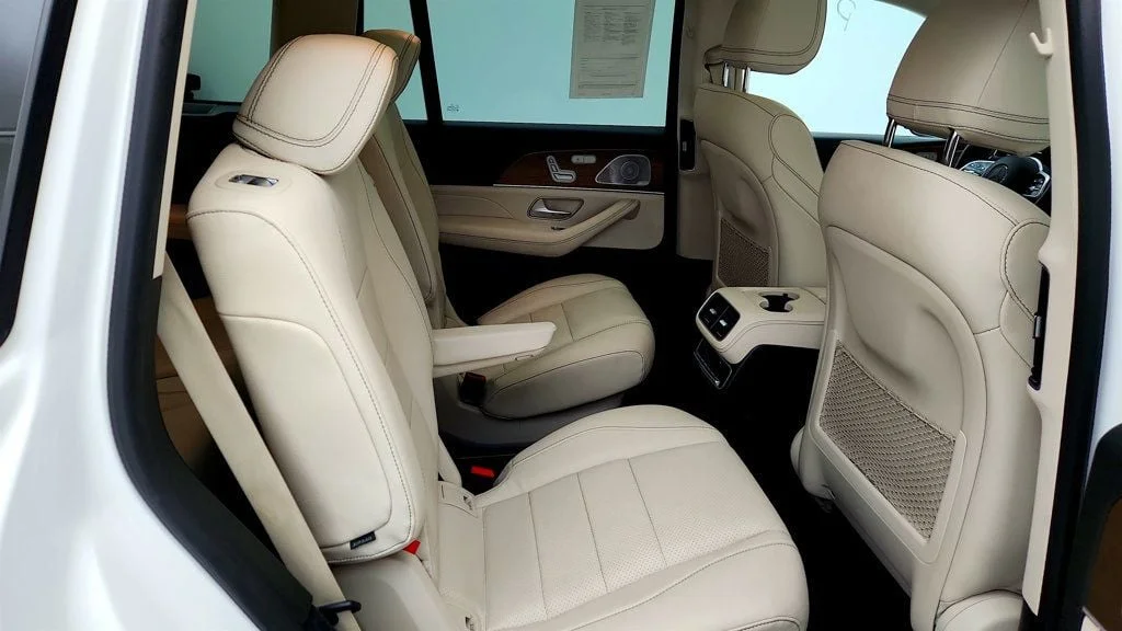 Used 2022 Polar White Mercedes-Benz GLS 450 4MATIC® SUV w/ Warmth & Comfort Pkg & Panorama Roof image 24