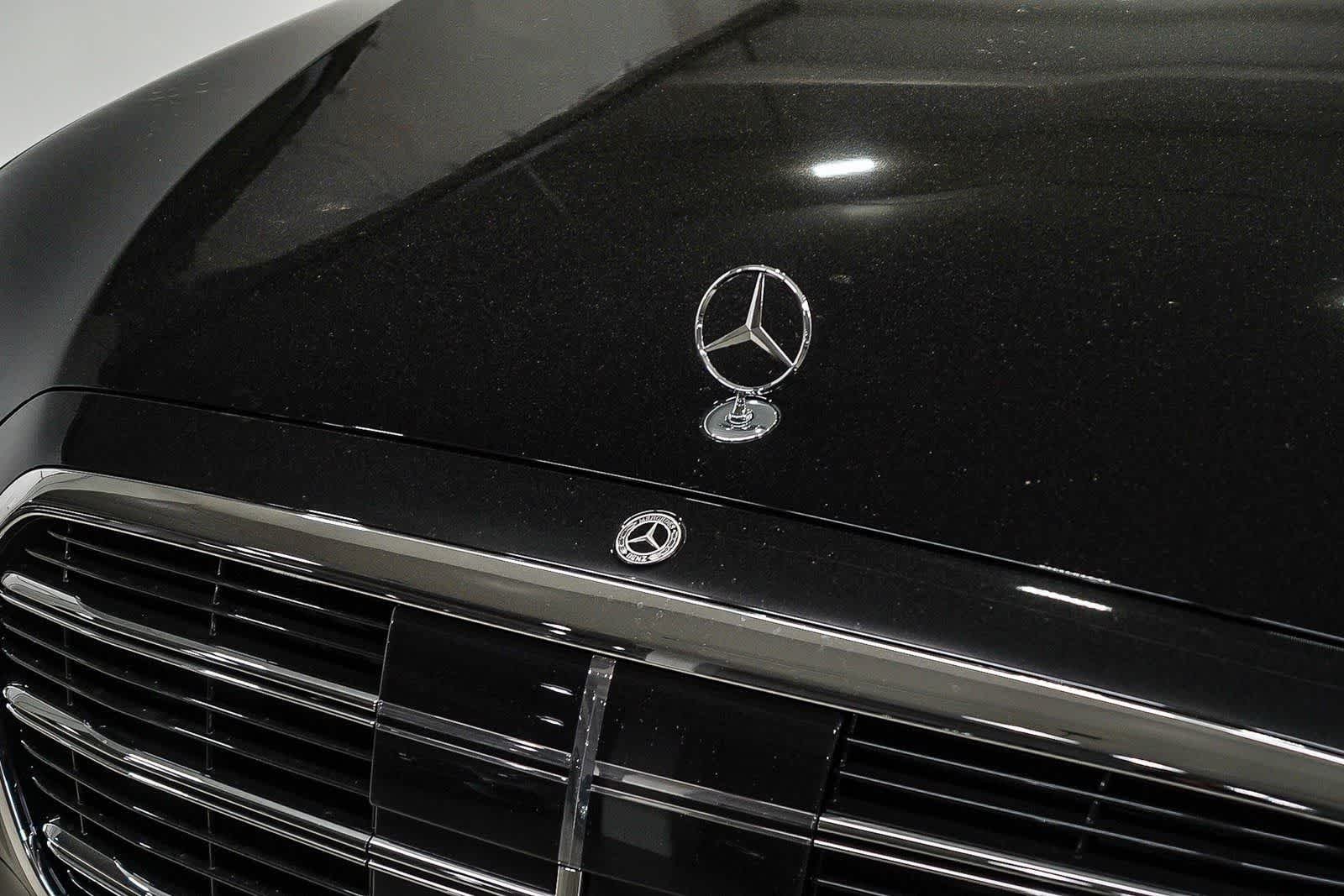 New 2026 Obsidian Black Metallic Mercedes-Benz S 580 image 8