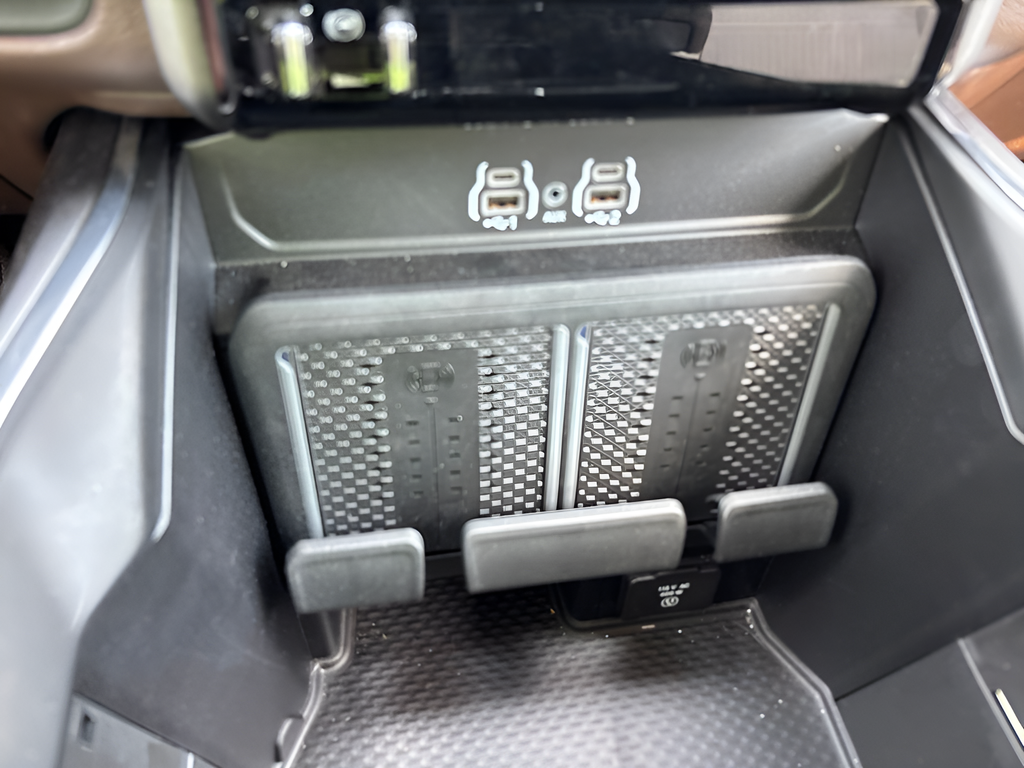 Used 2025 White Ram Laramie image 36