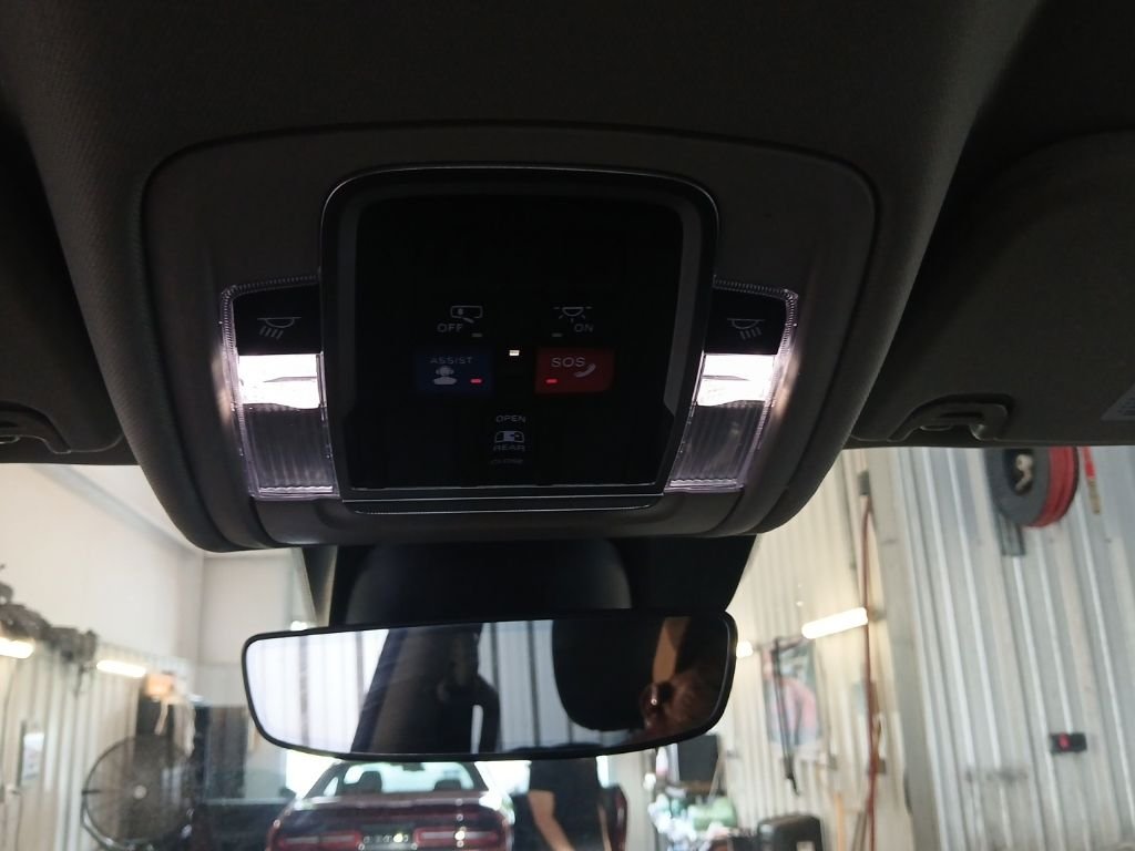 Used 2022 White Ram Laramie image 22