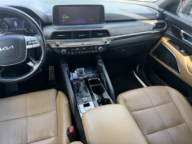 Used 2022 Gray Kia SX image 19